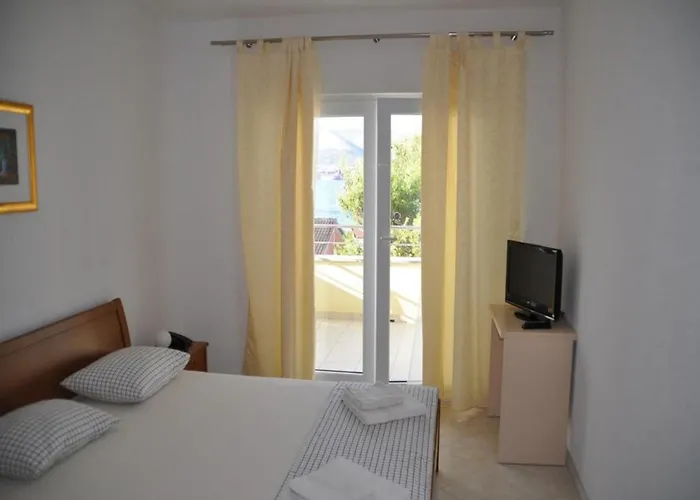 Moonlight - One Bedroom With Sea View Balcony And Terrace Sandra * Trogir