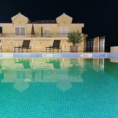 Moonlight - One Bedroom With Sea View Balcony And Terrace Sandra Trogir