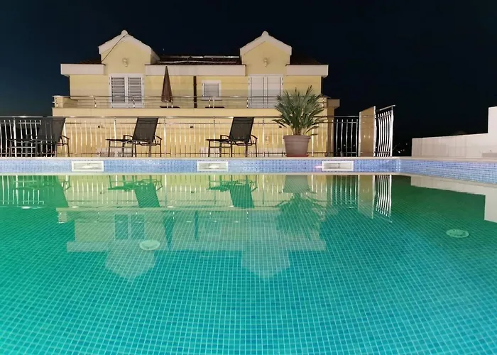 Moonlight - One Bedroom With Sea View Balcony And Terrace Sandra Trogir