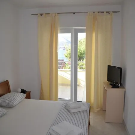 Moonlight - One Bedroom With Sea View Balcony And Terrace Sandra * 트로기르