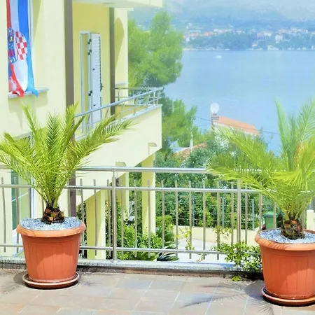 Moonlight - One Bedroom With Sea View Balcony And Terrace Sandra 아파트 트로기르